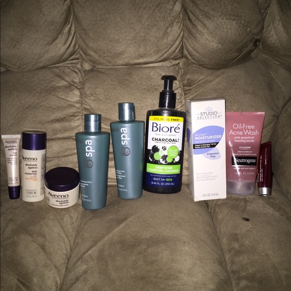 BIORE CHARCOAL Other - BUNDLE DEAL WONT SEPARATE FACIAL PRODUCT